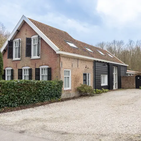 Aanbouw en verbouw woning Schuddebeurs door V&V Bouw